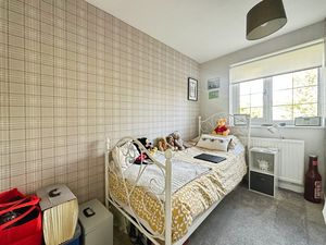 Bedroom 4- click for photo gallery